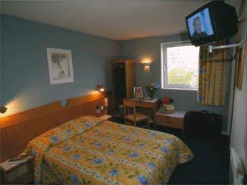 Hotel Relais Des 2 Rivieres Rouen